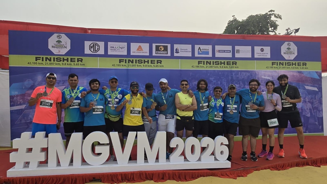 Bhuj Runners with their medals at the MG Vadodara Marathon 2026
